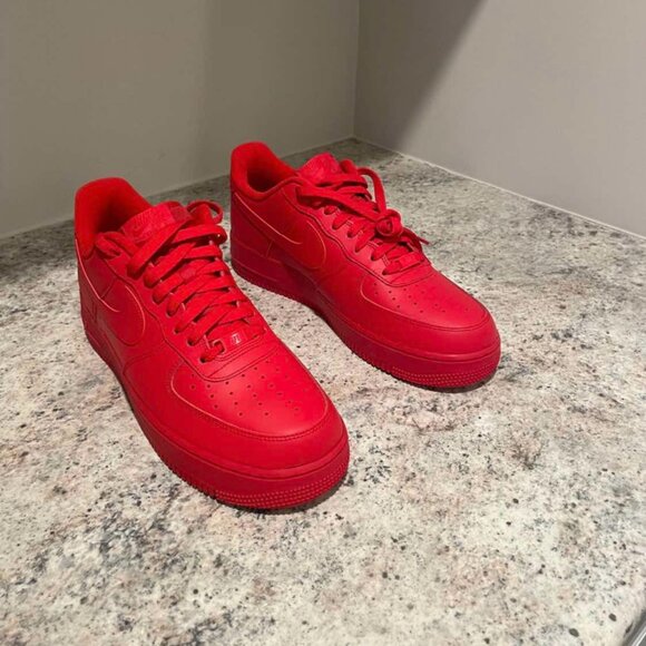 Triple Red Air Force 1 BRAND NEW - Picture 3 of 7